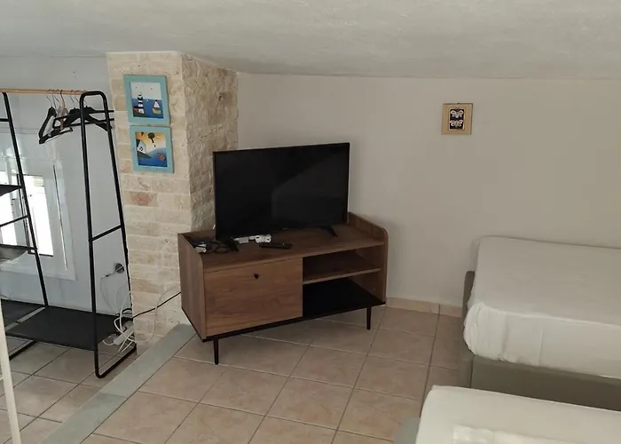 Pool Semesterbostad Possidi